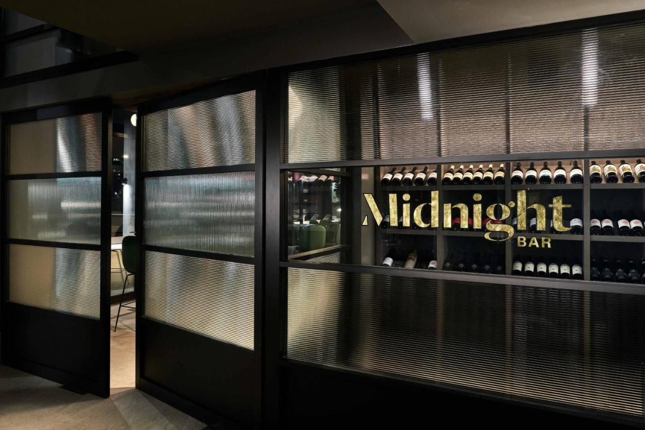 Midnight Hotel, Autograph Collection Canberra Exterior foto Midnight Bar